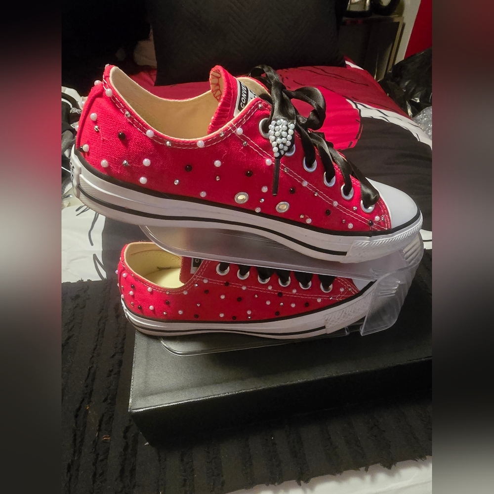 Converse Red and Black Lace-Up Sneakers - Picture 2 of 4